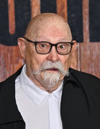 ˜Brothers™ World Premiere Barry Corbin arriving to the Brothers world premiere held at the Hammer Museum in Los Angeles, Ca. on September 17, 2026. Los Angeles Hammer Museum California USA Copyright: xStarbuck xAFF-USA.COMx