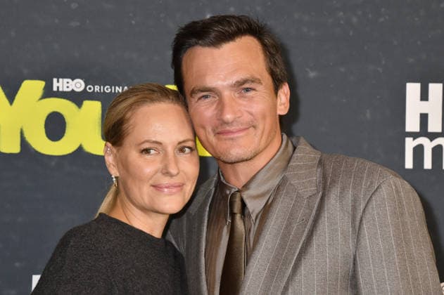 NEW YORK, NY - SEPTEMBER 17: Aimee Mullins and Rupert Friend at the series premiere of HBO™s Youth on September 17 2026 at DGA New York Theater in New York City. Copyright: xmpi099 MediaPunchx