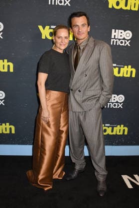 NEW YORK, NY - SEPTEMBER 17: Aimee Mullins and Rupert Friend at the series premiere of HBO™s Youth on September 17 2026 at DGA New York Theater in New York City. Copyright: xmpi099 MediaPunchx