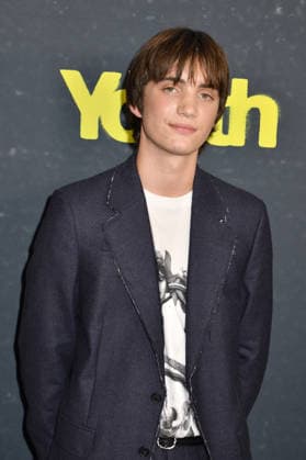 NEW YORK, NY - SEPTEMBER 17: Aran Murphy at the series premiere of HBO™s Youth on September 17 2026 at DGA New York Theater in New York City. Copyright: xmpi099 MediaPunchx