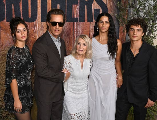 ˜Brothers™ World Premiere Vida Alves McConaughey, Matthew McConaughey, Kay McConaughey, Camilla Alves and Levi Alves McConaughey arriving to the Brothers world premiere held at the Hammer Museum in Los Angeles, Ca. on September 17, 2026. Los Angeles Hammer Museum California USA Copyright: xStarbuck xAFF-USA.COMx