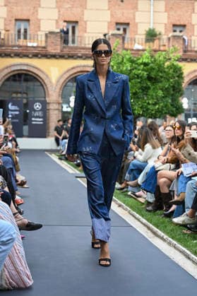 September 17, 2026, Madrid, Spain: A model parades with Odette Ãlvarez design during the Mercedes Benz Fashion Week Madrid at Cibeles Palace in Madrid. Madrid Spain  - ZUMAs197 20260917_aaa_s197_155 Copyright: xAtilanoxGarciax
