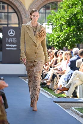 September 17, 2026, Madrid, Spain: A model parades with Malone design during the Mercedes Benz Fashion Week Madrid at Cibeles Palace in Madrid. Madrid Spain  - ZUMAs197 20260917_aaa_s197_217 Copyright: xAtilanoxGarciax
