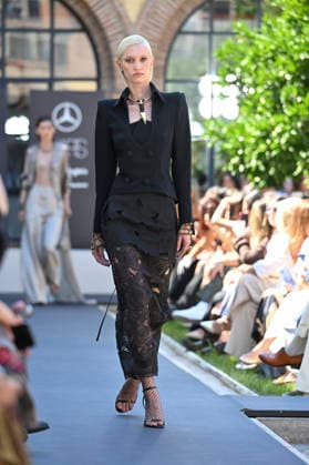 September 17, 2026, Madrid, Spain: A model parades with Malone design during the Mercedes Benz Fashion Week Madrid at Cibeles Palace in Madrid. Madrid Spain  - ZUMAs197 20260917_aaa_s197_254 Copyright: xAtilanoxGarciax