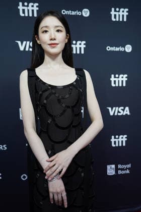 2026 Toronto International Film Festival - ˜Happily Ever After™ Premiere Shuhua Yeh attends the red carpet for ˜Happily Ever After™ premiere during the 2026 Toronto International Film Festival (TIFF) at Royal Alexandra Theatre. on September 17, 2026 in Toronto, Canada. (Photo by Leonardo Ramirez Eyepix Group) Copyright: xLeonardoxRamirez xEyepixxGroupx LR17092026-01305
