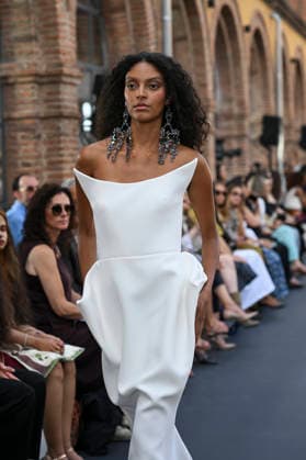 September 17, 2026, Madrid, Spain: A model parades with Isabel Sanchis design during the Mercedes Benz Fashion Week Madrid at Cibeles Palace in Madrid. Madrid Spain  - ZUMAs197 20260917_aaa_s197_282 Copyright: xAtilanoxGarciax