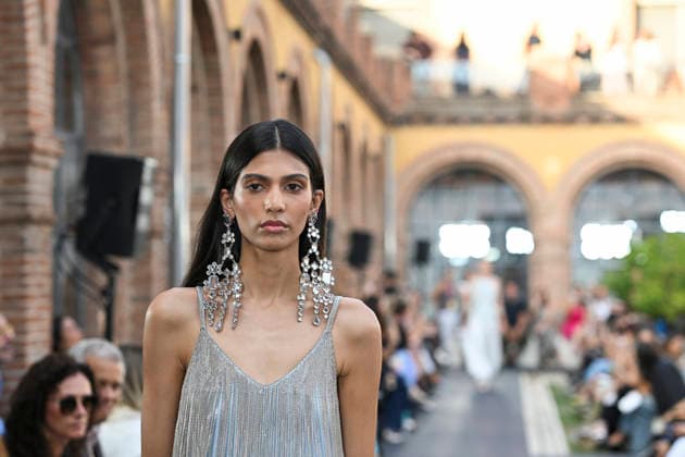 September 17, 2026, Madrid, Spain: A model parades with Isabel Sanchis design during the Mercedes Benz Fashion Week Madrid at Cibeles Palace in Madrid. Madrid Spain  - ZUMAs197 20260917_aaa_s197_332 Copyright: xAtilanoxGarciax