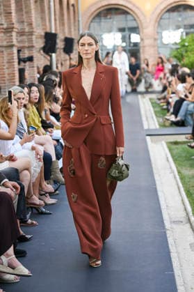 September 17, 2026, Madrid, Spain: A model parades with Isabel Sanchis design during the Mercedes Benz Fashion Week Madrid at Cibeles Palace in Madrid. Madrid Spain  - ZUMAs197 20260917_aaa_s197_377 Copyright: xAtilanoxGarciax