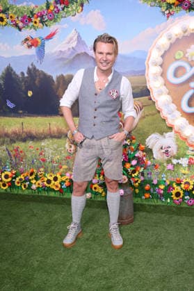 Adi Weiss arriving at the RTL TV show HeidiFest by Heidi Klum at the Hofbräuhaus in Munich, September 17, 2026 Foto:xK.xKriegerx xFuturexImagex heidifest_6892