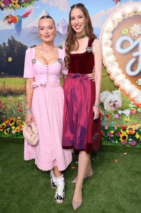 Cheyenne Savannah Ochsenknecht and Alana Siegel upon arrival at the RTL TV show HeidiFest by Heidi Klum at the Hofbräuhaus in Munich, September 17, 2026 Foto:xK.xKriegerx xFuturexImagex heidifest_7008