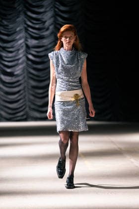 LFW - Mithridate Runway A model walks the runway at the Mithridate show during London Fashion Week September 2026 at The Banking Hall in London, England on September 17, 2026. Photo by LounisPhotography ABACAPRESS.COM London United Kingdom  Copyright: xLounisPhotography ABACAx