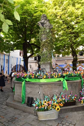 Overview 2: HeidiFest by Heidi Klum—Pre-Oktoberfest Event on RTL at the Hofbräuhaus in Munich, September 17, 2026