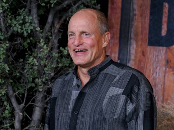 September 17, 2026, Westwood, California, USA: American actor WOODY HARRELSON, 65, attends Apple TVÃ¢â‚¬â ¢s Ã¢â‚¬oeBrothersÃ¢â‚¬Â Premiere. Westwood USA  - ZUMAb173 20260917_aap_b173_021 Copyright: xBillyxBennightx