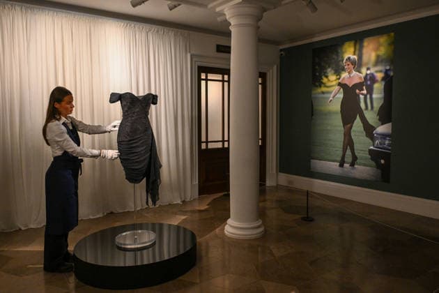 Exclusive unveiling of Princess Diana™s Revenge Dress at Sotheby™s London. One of the most legendary fashion items in modern history is exhibited for the first time since 1997. The iconic black silk evening dress was designed by Christina Stambolian and famously worn by Diana, Princess of Wales, at the Serpentine Gallery in 1994 When: 18 Sep 2026 Credit: Cover Images EDITORIAL USE ONLY. NOT FOR USE BY NEWSPAPERS BASED IN THE UK. Copyright: xx coverimg56031628