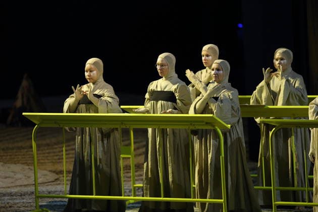 The ensemble during the photo rehearsal for *Wednesday of Light* at the Deutsche Oper in Berlin, September 17, 2026. Opera by Karlheinz Stockhausen. Musical Director: Maxime Pascal. Director: Susanne Kennedy. Set Design: Markus Selg. Costume Design: Andra Dumitrascu. Premiere: September 19, 2026. Deutsche Oper Berlin. *Wednesday of Light*