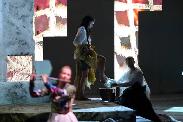 Charlotte Bletton (flute), Marie Groothof, and Dominic Santia (from left), during the photo shoot for *Mittwoch aus Licht* at the Deutsche Oper in Berlin, September 17, 2026 Opera by Karlheinz Stockhausen Musical Director: Maxime Pascal Director: Susanne Kennedy Set Design: Markus Selg Costume Design: Andra Dumitrascu Premiere on September 19, 2026 at the