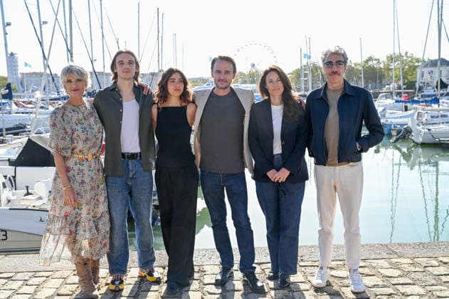 La Rochelle TV Fiction Festival 2026 Photocall September 18, 28th La Rochelle TV Fiction Festival 28th edition of the La Rochelle TV Fiction Festival Photocall for Un jour on fera l’amour Olivia Cote, Natacha Krief, Edouard Sulpice, Jerome Bonnes, Juliette Sol, Amaury Chabauty 459756 2026 09 18 France  Copyright: xBarbaraxNeymanx xStarfacex STAR_459756_008