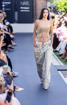 Custo Fashion Show at MBFW 2026 A model during the Custo Barcelona fashion show as part of Mercedes-Benz Fashion Week at Nebrija University on September 18, 2026, in Madrid, Spain. Custo presents its Spring Summer 2027 collection, titled Unexpected. The Catalan designer conceives this collection as an emotional manifesto to combat routine in the way we dress. SEPTEMBER 18, 2026, Madrid, Spain  Copyright: xEduardoxParrax 7783768