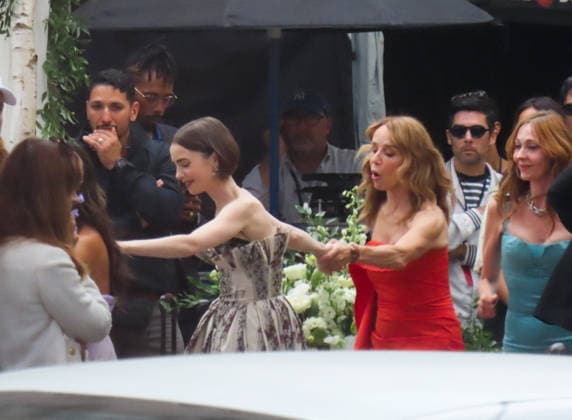 Exclu - Emily in Paris Set - Paris Exclusive - Lily Collins and Philippine Leroy-Beaulieu during the filming of Emily in Paris in Paris, France on September 18, 2026. Photo by ABACAPRESS.COM Paris France  Copyright: xABACAx