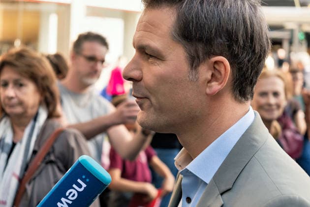 Berlin, September 18, 2026: The Berlin SPD’s campaign wrap-up event with Steffen Krach ahead of the upcoming election for the House of Representatives on September 20, 2026, at Stuttgarter Platz on Wilmersdorfer Straße