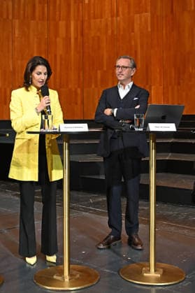 Press conference to introduce the designated artistic director of the Salzburg Festival at the Großes Festspielhaus in Salzburg, photographed on September 18, 2026. The photo shows the governor of the Austrian state of Salzburg, Karoline Edtstadler, an
