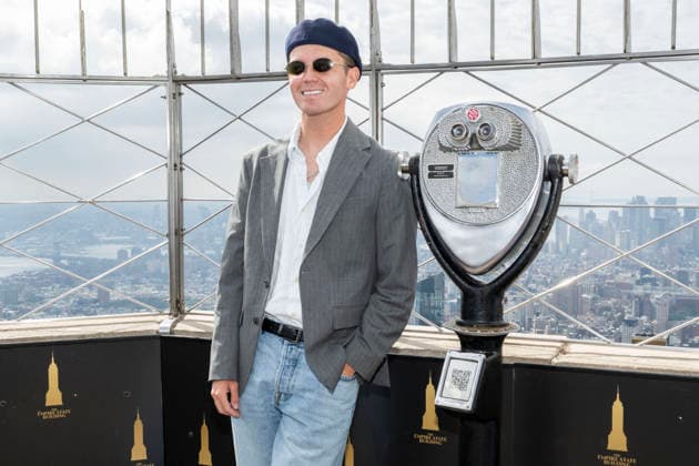 September 18, 2026, New York, New York, USA: JAMIE MILLER visits the Empire State Building in New York to celebrate his viral new single, Babydoll. 18 September 2026 New York USA  - ZUMAa265 20260918_zep_a265_009 Copyright: xEricxAcquayex
