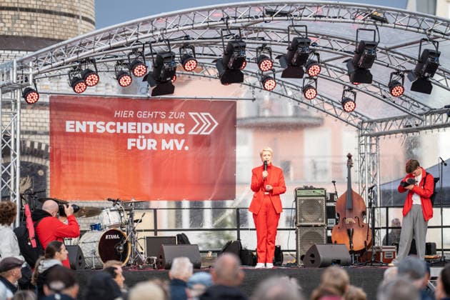 Minister-President and SPD lead candidate Manuela Schwesig at a campaign event in Rostock-Warnemünde; the SPD s closing rally for the state election in Mecklenburg-Western Pomerania, held at the Warnemünde Lighthouse, Rostock-Warnemünde, Mecklenburg-Western Pomerania, Germany; lighthouse