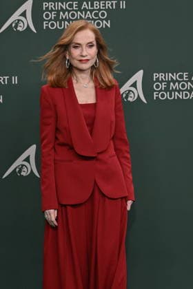 Isabelle Huppert at the photocall for the 20th anniversary of the Prince Albert II of Monaco Foundation at the Salle Garnier of the Monte Carlo Opera House, September 18, 2026 This exceptional event brings together numerous artists and philanthropists alongside the princely couple Bruno Bebert Bestimage Photocall for the 20th anniversary of the Prince Albert II of Monaco Foundation at the Salle Garnier of the Monte Carlo Opera, September 18, 2026 This exceptional event brings together numerous artists and philanthropists alongside the princely couple Monte Carlo, Monaco  Copyright: xBrunoxBebertx xBestimagexBrunoxBebertx xBestimagex