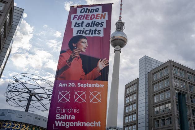 Campaign Wrap-Up, Alexanderplatz, BSW Berlin, Campaign Wrap-Up, Alexanderplatz, BSW, Sahra Wagenknecht Alliance, Rally Berlin, Berlin, GER