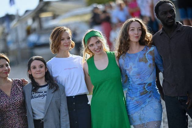 La Rochelle the Nourrices Photocall FC Olivia Cote, David Talbot, Cécile Rebboah, Lauréna Thellier, Barbara Probst, Lula Cotton-Frapier, Alexia Giordano and Ralph Amoussou attend the Nourrices Photocall at the 28th La Rochelle Fiction Festival on September 18, 2026 in La Rochelle, France. Photo by Franck Castel ABACAPRESS.COM La Rochelle  Copyright: xCastelxFranck ABACAx