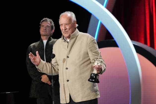 The 74th San Sebastián International Film Festival Kicks Off Actor Orlando Bloom presents the Donostia Award to director Werner Herzog during the opening of the 74th San Sebastián International Film Festival at the Kursaal Conference Center and Auditorium, on September 18, 2026, in San Sebastián, Guipúzcoa, Basque Country, Spain. The San Sebastián Film Festival kicks off its 74th edition this Friday, September 18, and will run through September 26, featuring one of the largest gatherings of stars in recent years, with names such as Brad Pitt, Penélope Cruz, Orlando Bloom, Rami Malek, Jeremy Irons, and Ricardo Darín among the celebrities who will be visiting the city of San Sebastián. SEPTEMBER 18, 2026 SANSE FILM FESTIVAL BASQUE COUNTRY FI Copyright: xUnanuex 7784386