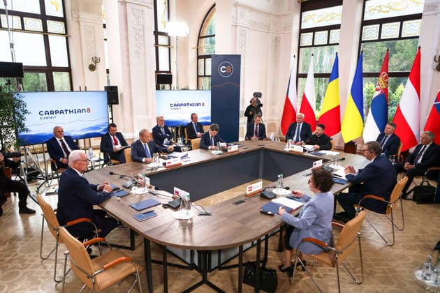 First Vice-President of the Senate of the Czech Republic Jiri Drahos, Prime Minister of Poland Donald Tusk, President of Romania Nicusor Dan, President of Ukraine Volodymyr Zelenskyy, President of Serbia Aleksandar Vucic and President of the Federal Council of Austria Christine Schwarz-Fuchs (left to right) participate in the first plenary sitting of the Carpathian 8 Summit in Ivano-Frankivsk region, Ukraine, September 18, 2026. On this day, President of Ukraine Volodymyr Zelenskyy announced the launch of a new format - the Carpathian Eight (C8) - comprising Austria, the Czech Republic, Hungary, Poland, Romania, Serbia, Slovakia, and Ukraine. (Photo by Yurii Rylchuk Ukrinform) Carpathian 8 Summit in western Ukraine Copyright: xYuriixRylchukx