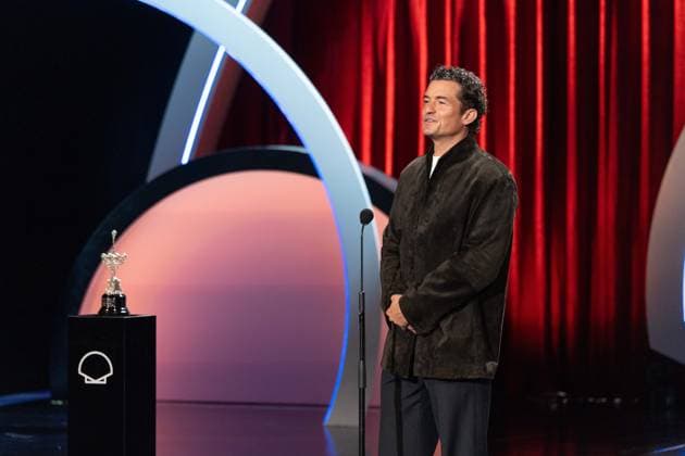 74th San Sebastian International Film Festival SAN SEBASTIAN, SPAIN - SEPTEMBER 18: British Actor Orlando Bloom presents the Donostia Award to German director Werner Herzog at the Kursaal Palace during the opening gala of the 74th San Sebastian International Film Festival, in San Sebastian, Spain on September 18, 2026. Javi Julio Anadolu San Sebastian Spain. Editorial use only. Please get in touch for any other usage.  Copyright: x2026xAnadoluxJavixJuliox