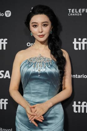 2026 Toronto International Film Festival - Diary of a Mad Old Man TORONTO, CANADA - SEPTEMBER 18 : Bingbing Fan attends the premiere of Diary of a Mad Old Man during the 2026 Toronto International Film Festival at Roy Thomson Hall in Toronto, Ontario, Canada on September 18, 2026. Mert Alper Dervis Anadolu Ontario Canada. Editorial use only. Please get in touch for any other usage.  Copyright: x2026xAnadoluxMertxAlperxDervisx