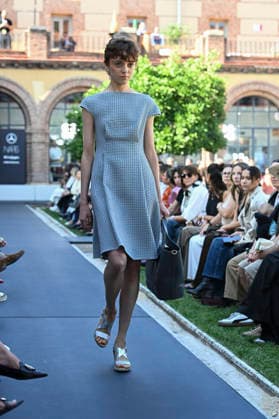 Maison Mesa - Mercedes Benz Fashion Week Madrid, Spain -18 Sept 2026 A model parades with Maison Mesa design during Mercedes Benz Fashion Week Madrid Cibeles Palace in Madrid. Madrid Spain Copyright: xAtilanoxGarciax xSOPAxImagesx PHOTO08588
