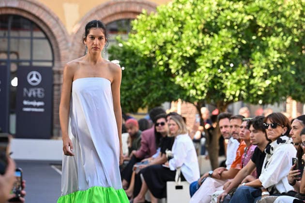 Maison Mesa - Mercedes Benz Fashion Week Madrid, Spain -18 Sept 2026 A model parades with Maison Mesa design during Mercedes Benz Fashion Week Madrid Cibeles Palace in Madrid. Madrid Spain Copyright: xAtilanoxGarciax xSOPAxImagesx PHOTO08614