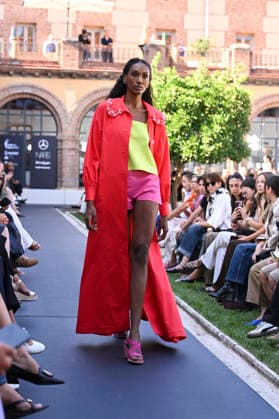 Maison Mesa - Mercedes Benz Fashion Week Madrid, Spain -18 Sept 2026 A model parades with Maison Mesa design during Mercedes Benz Fashion Week Madrid Cibeles Palace in Madrid. Madrid Spain Copyright: xAtilanoxGarciax xSOPAxImagesx PHOTO08612