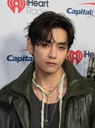 iHeartRadio Music Festival - Night 1 Arrivals for night 1 of the iHeartRadio Music Festival at T-Mobile Arena. 18 Sep 2026 Pictured: V of BTS.  Copyright: xThexMegaxAgencyxMBS MEGAx