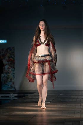 Ginny Litscher Catwalk Show 2026 A model walks the runway at the Ginny Litscher Catwalk Show 2026 at The Haymarket Hotel on September 18, 2026 in London, England., Credit:Lounis Tiar Avalon United Kingtom, London, Haymarket Hotel  Copyright: xLounisxTiarx xAvalonx 1136246332
