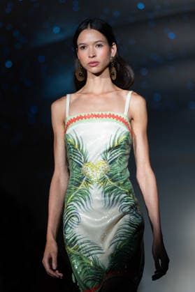 Ginny Litscher Catwalk Show 2026 A model walks the runway at the Ginny Litscher Catwalk Show 2026 at The Haymarket Hotel on September 18, 2026 in London, England., Credit:Lounis Tiar Avalon United Kingtom, London, Haymarket Hotel  Copyright: xLounisxTiarx xAvalonx 1136247168