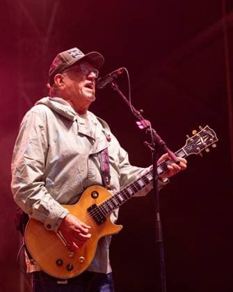 September 18, 2026, Chicago, Illinois, USA: STEVE JONES of English punk rock bad the Sex Pistols during Riot Fest Music Festival in Chicago, Illinois Chicago USA  - ZUMAs135 20260918_zap_s135_176 Copyright: xDanielxDeSloverx