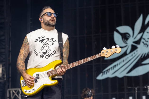 September 18, 2026, Chicago, Illinois, USA: NICK GHANBARIAN of Bayside during Riot Fest Music Festival in Chicago, Illinois Chicago USA  - ZUMAs135 20260918_zap_s135_096 Copyright: xDanielxDeSloverx