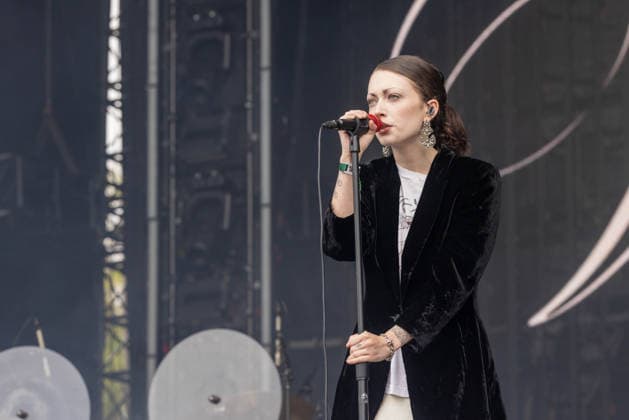 September 18, 2026, Chicago, Illinois, USA: VIOLET GROHL during Riot Fest Music Festival in Chicago, Illinois Chicago USA  - ZUMAs135 20260918_zap_s135_051 Copyright: xDanielxDeSloverx