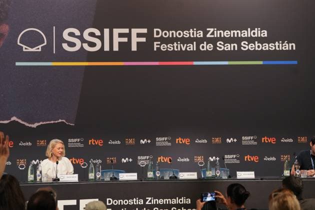 Naomi Watts Presents the Feature Film *The Housewife* at the San Sebastián Film Festival Actress Naomi Watts speaks to the media during the presentation of the film *The Housewife* as part of the 74th edition of the San Sebastián Film Festival, on September 19, 2026, in San Sebastián, Guipúzcoa, Basque Country, Spain. In addition to presenting the film, Watts received a Donostia Award at this year’s festival in recognition of her professional career. SEPTEMBER 19, 2026 San Sebastián, Guipúzcoa, Basque Country, Spain Copyright: xUnanuex 7784988