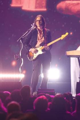 Weezer inside for iHeartRadio Music Festival Presented by Capital One 2026 - FRI, T-Mobile Arena, Las Vegas, NV, September 18, 2026. Photo By: JA Everett Collection iHeartRadio Music Festival Presented by Capital One 2026 - FRI PUBLICATIONXNOTxINxCANxCHNxFRAxITAxJPNxNORxPOLxRUSxESPxUKxUSA