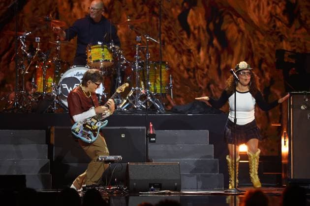 Weezer, Remi Wolf inside for iHeartRadio Music Festival Presented by Capital One 2026 - FRI, T-Mobile Arena, Las Vegas, NV, September 18, 2026. Photo By: JA Everett Collection iHeartRadio Music Festival Presented by Capital One 2026 - FRI PUBLICATIONXNOTxINxCANxCHNxFRAxITAxJPNxNORxPOLxRUSxESPxUKxUSA