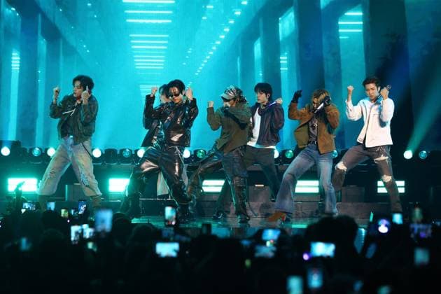 BTS inside for iHeartRadio Music Festival Presented by Capital One 2026 - FRI, T-Mobile Arena, Las Vegas, NV, September 18, 2026. Photo By: JA Everett Collection iHeartRadio Music Festival Presented by Capital One 2026 - FRI PUBLICATIONXNOTxINxCANxCHNxFRAxITAxJPNxNORxPOLxRUSxESPxUKxUSA