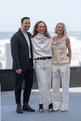 74th San Sebastian International Film Festival SAN SEBASTIAN, SPAIN - SEPTEMBER 19: Director Ben Shirinian (L), actress Lena Olin (2nd L) and Naomi Watts (R) pose at The Housewife photocall during the 74th San Sebastian International Film Festival in San Sebastian, Spain, on September 19, 2026. Watts will receive the Donostia Award tonight in recognition of her acting career. Javi Julio Anadolu San Sebastian Spain. Editorial use only. Please get in touch for any other usage.  Copyright: x2026xAnadoluxJavixJuliox