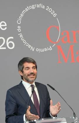 Carmen Machi, 2026 National Film Award Winner. Minister of Culture Ernest Urtasun during the ceremony to present the National Film Award to Carmen Machi, on September 19, 2026, in San Sebastián, Guipúzcoa, Basque Country, Spain. The National Film Award, presented as part of the San Sebastián Film Festival, recognizes the most outstanding contribution to Spanish cinema, preferably demonstrated through a work made public or professional work carried out during the year 2025, or, in duly justified exceptional cases, it is awarded in recognition of a professional career. SEPTEMBER 19, 2026 San Sebastián, Guipúzcoa, Basque Country, Spain Copyright: xUnanuex 7785416
