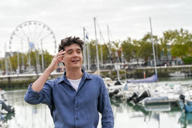 28th La Rochelle TV Fiction Festival 28th edition of the La Rochelle Fiction Festival Photocall for Ici tout commence Simon Dartous 459780 September 19, 2026  Copyright: xBarbaraxNeymanx xStarfacex STAR_459780_052